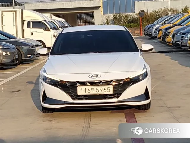 Hyundai Avante (CN7) 2021 Белый из Кореи