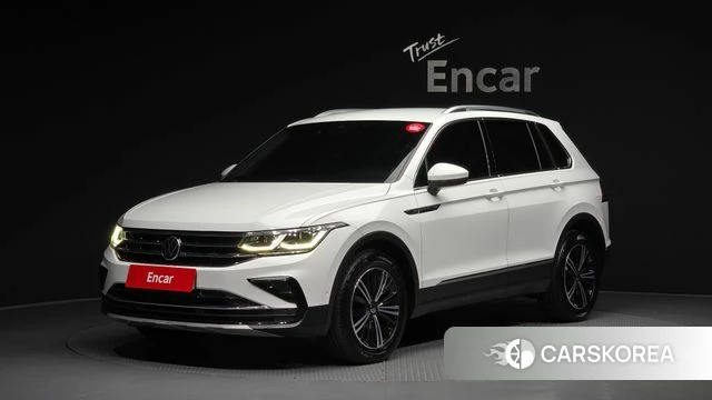 Volkswagen Tiguan second Generation 2021 Белый из Кореи
