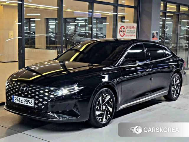 Hyundai The New Grandeur IG Hybrid 2022 Черный из Кореи