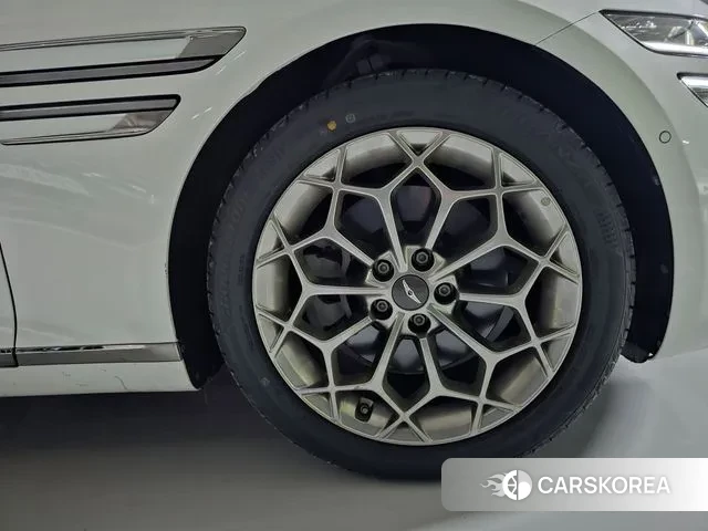 Genesis G80 (RG3) 2020 Белый из Кореи