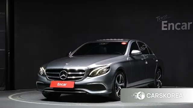Mercedes-Benz E-Class W213 2020 Серый из Кореи