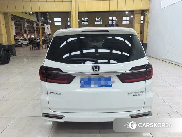 Honda Odyssey 2023 Белый из Китая
