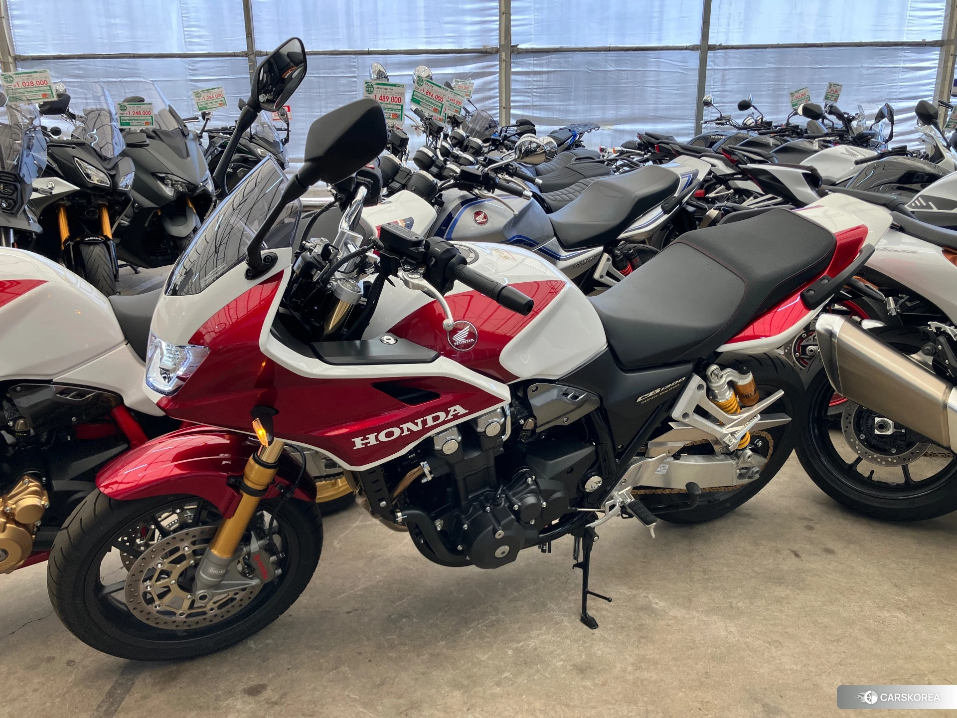 Honda CB1300SF BOLDOR 2025 из Японии