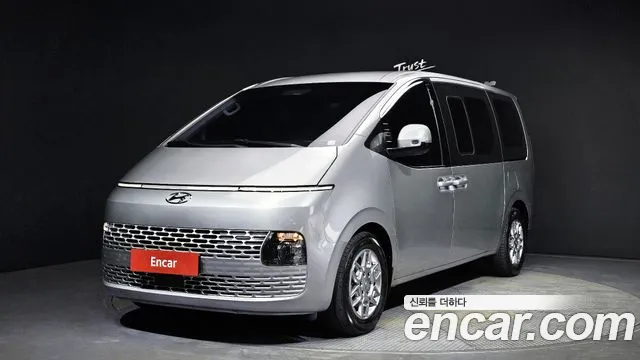 Hyundai Staria 2021 Серебряный из Кореи