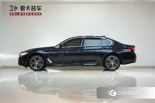 BMW 5 series 2022 Черный из Китая