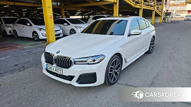 BMW 5 Series (G30) 2021 Белый из Кореи