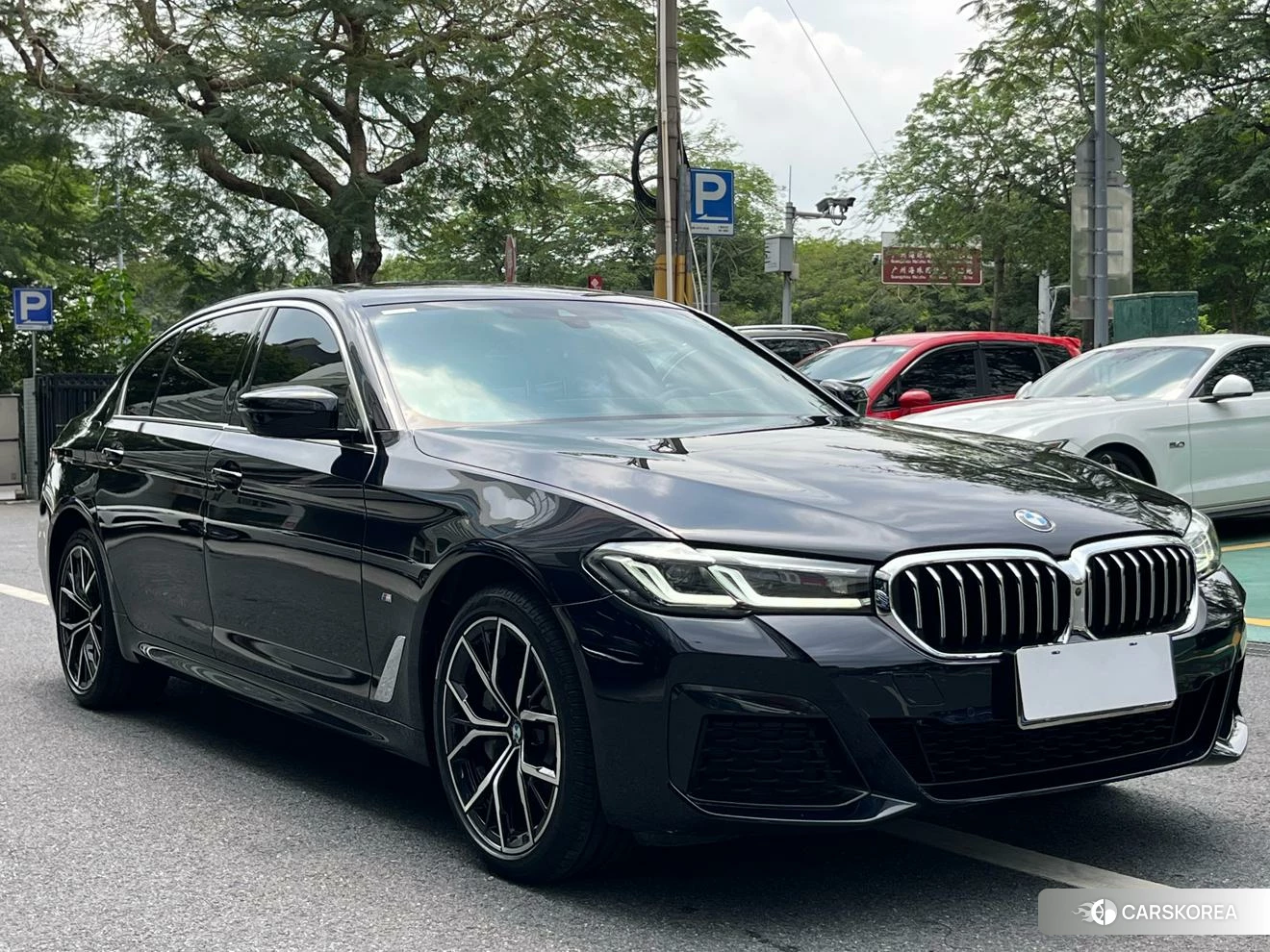 BMW 5 series 2022 Черный из Китая