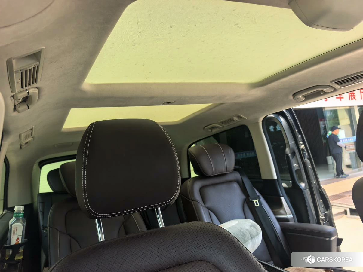 Mercedes-Benz V-Class 2022 Черный из Китая