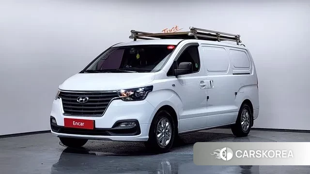 Hyundai The New Grand Starex 2018 Белый из Кореи