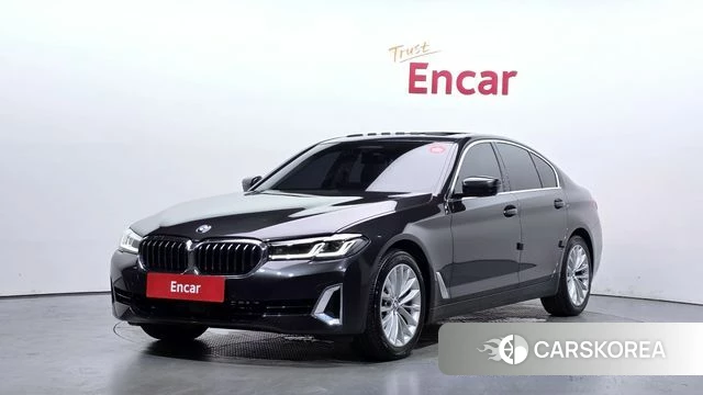 BMW 5 Series (G30) 2022 Серый из Кореи