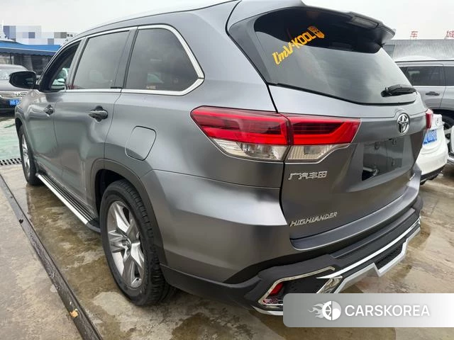 Toyota Highlander 2021 Темно-серый из Китая