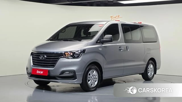 Hyundai The New Grand Starex 2019 Серебристо-серый из Кореи