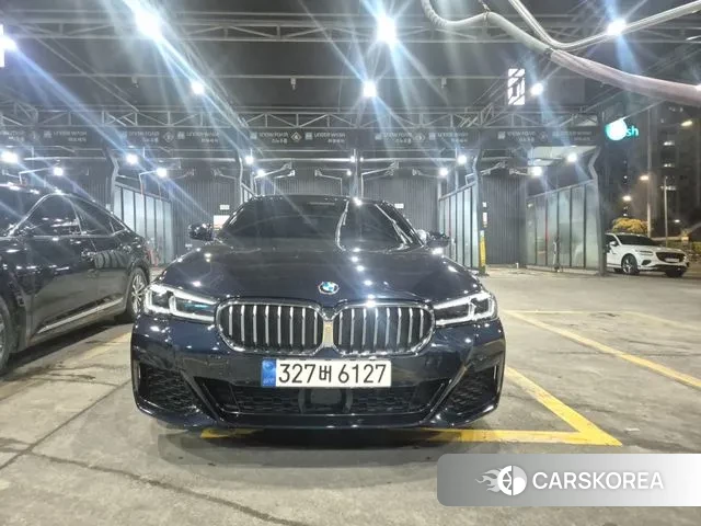 BMW 5 Series (G30) 2022 Черный из Кореи