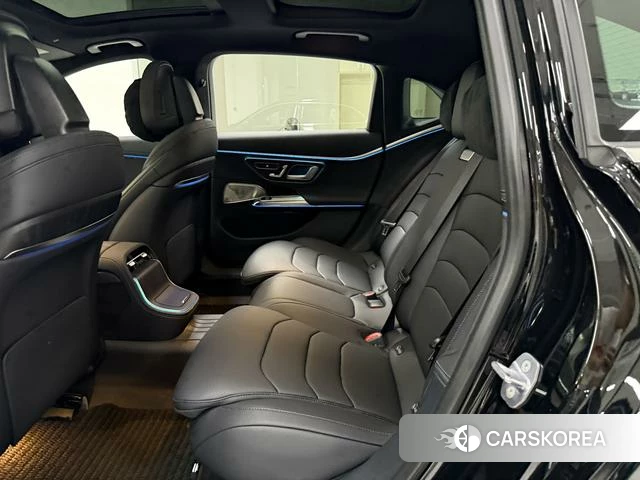 Mercedes-Benz E-class 2024 Черный из Китая