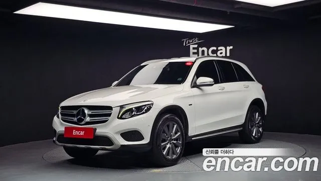 Mercedes-Benz GLC-Class X253 2018 Белый из Кореи