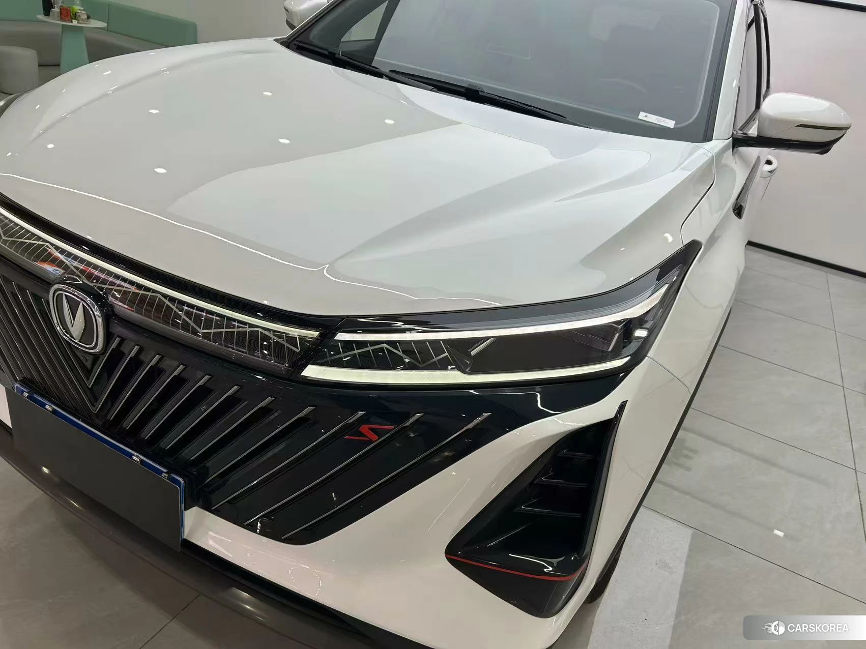 Chang'an CS75 PLUS 2022 Белый из Китая