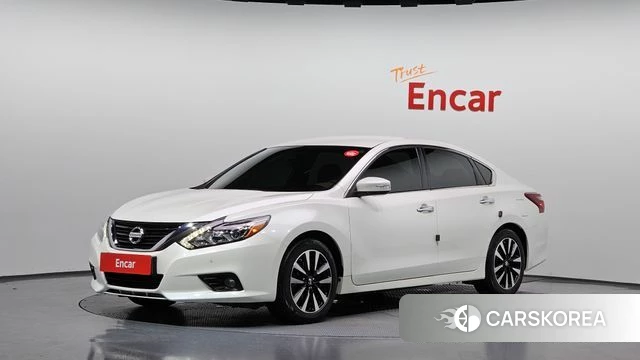 Nissan Altima 2018 Белый из Кореи