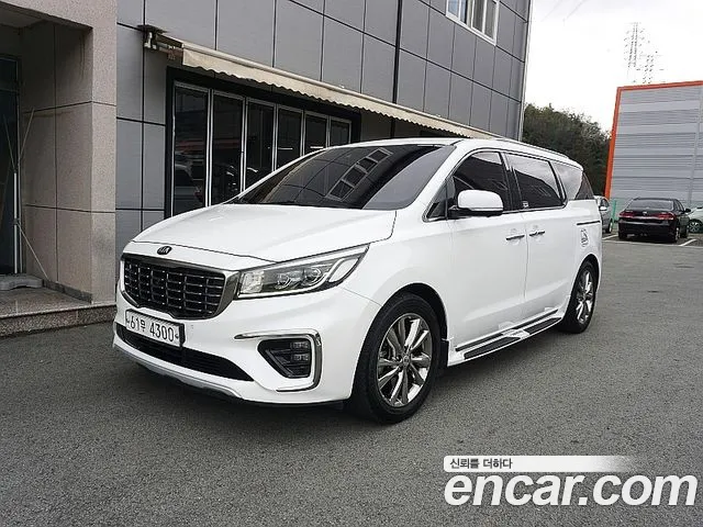 Kia The New Carnival 2018 Белый из Кореи