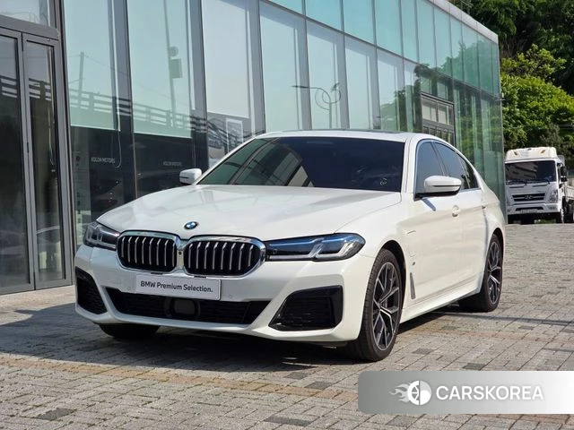BMW 5 Series (G30) 2021 Белый из Кореи