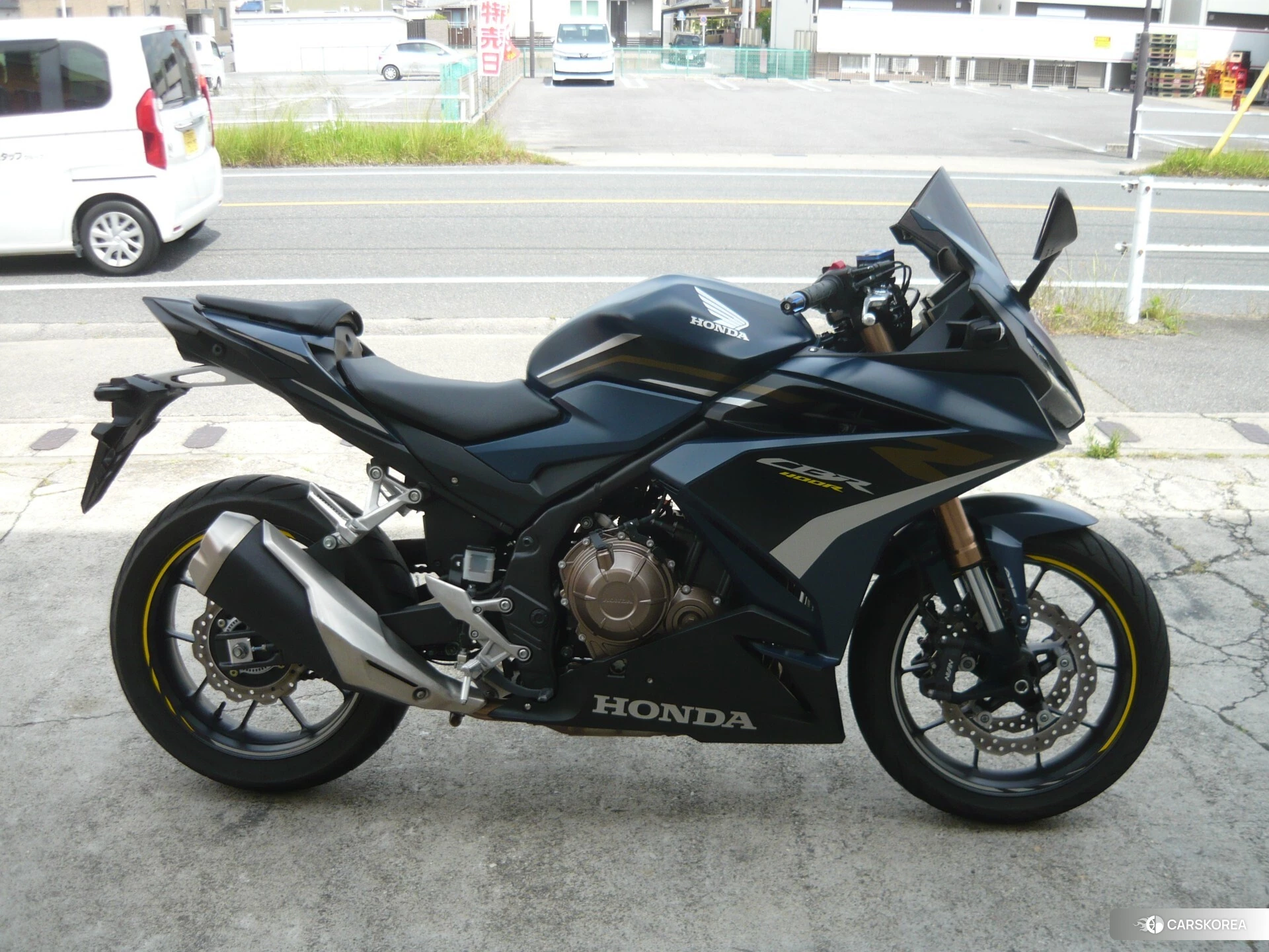 Проданный Honda CBR400R ABS 2023 из Японии, фото 2