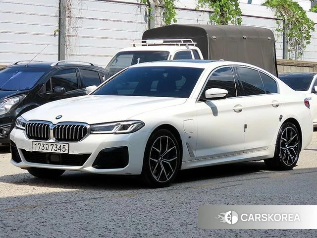 BMW 5 Series (G30) 2020 Белый из Кореи