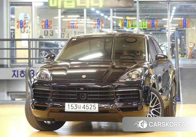 Porsche Cayenne (PO536) 2021 Черный из Кореи