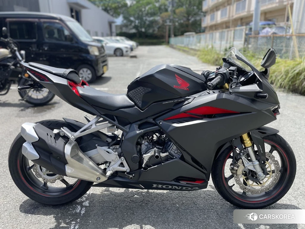 Проданный Honda CBR250RR ABS 2017 из Японии
