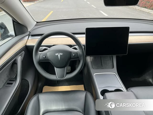 Tesla Model Y 2023 Черный из Китая