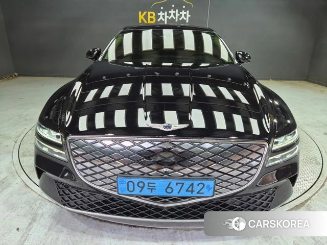 Genesis Electrified G80 (RG3) 2023 Черный из Кореи