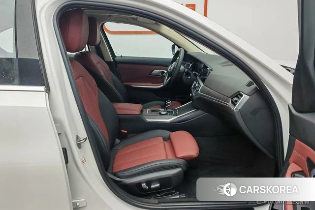 BMW 3 series 2022 Белый из Китая