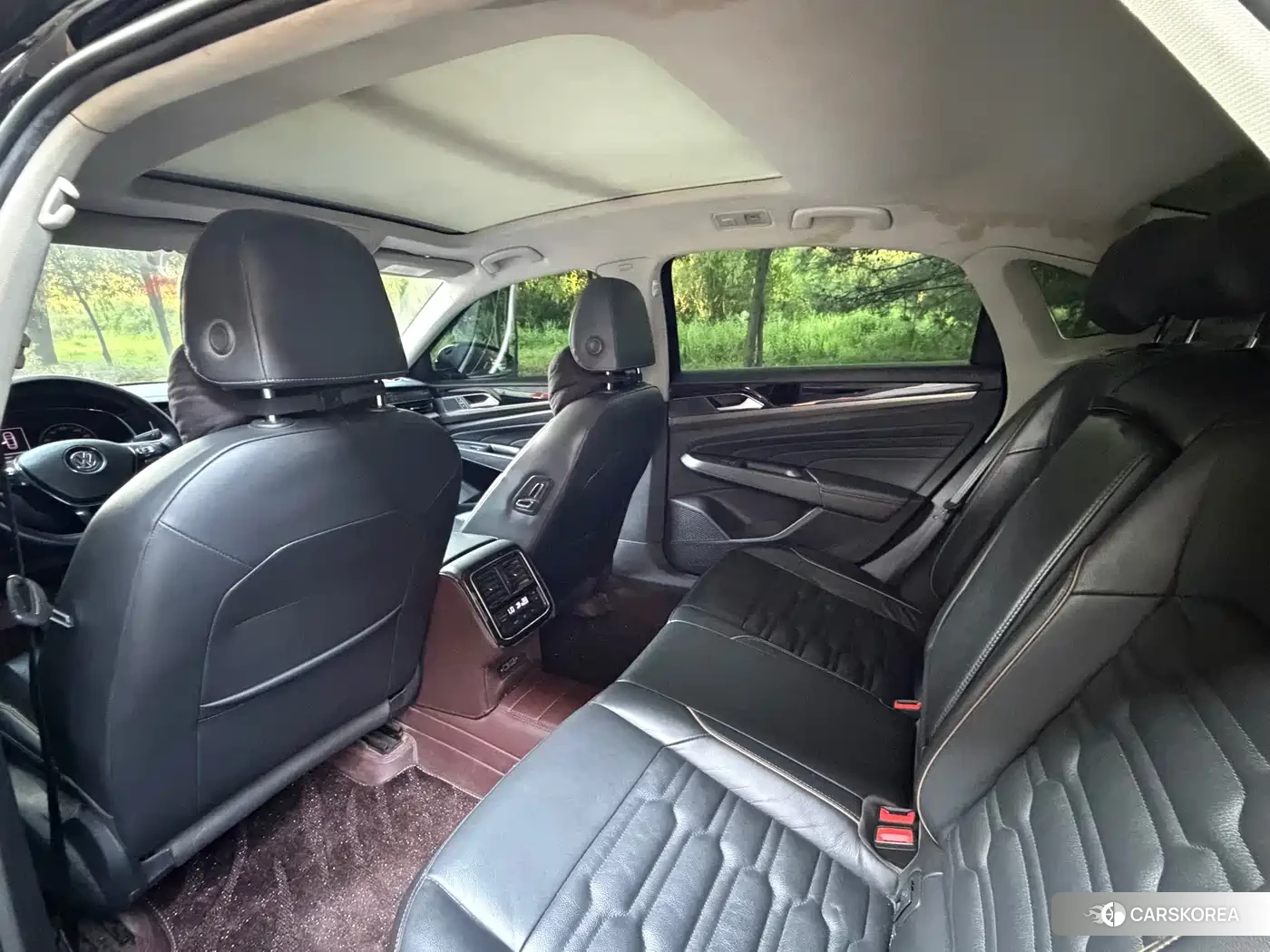 Volkswagen Passat 2020 Черный из Китая