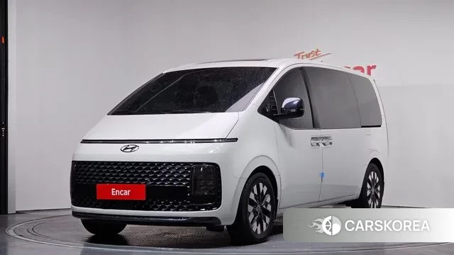 Hyundai Staria 2021 Белый из Кореи