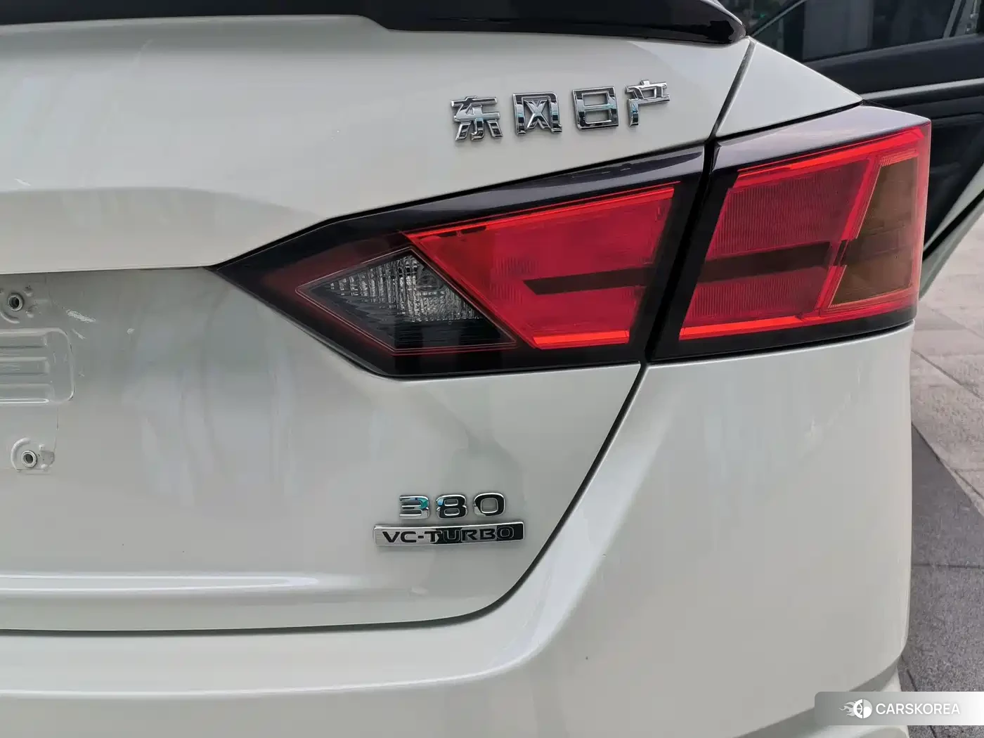 Nissan Altima 2022 Белый из Китая