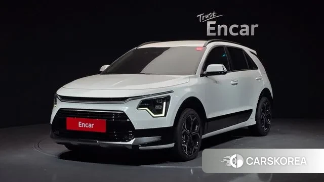 Kia Di Ol Nu Niro 2022 Белый из Кореи