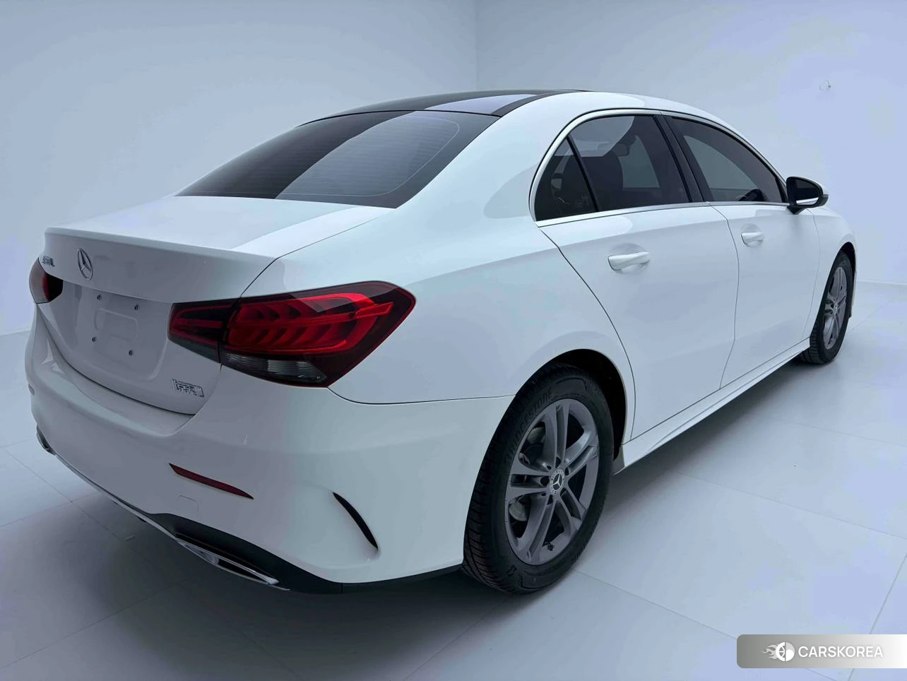 Mercedes-Benz A-Class 2021 Белый из Китая