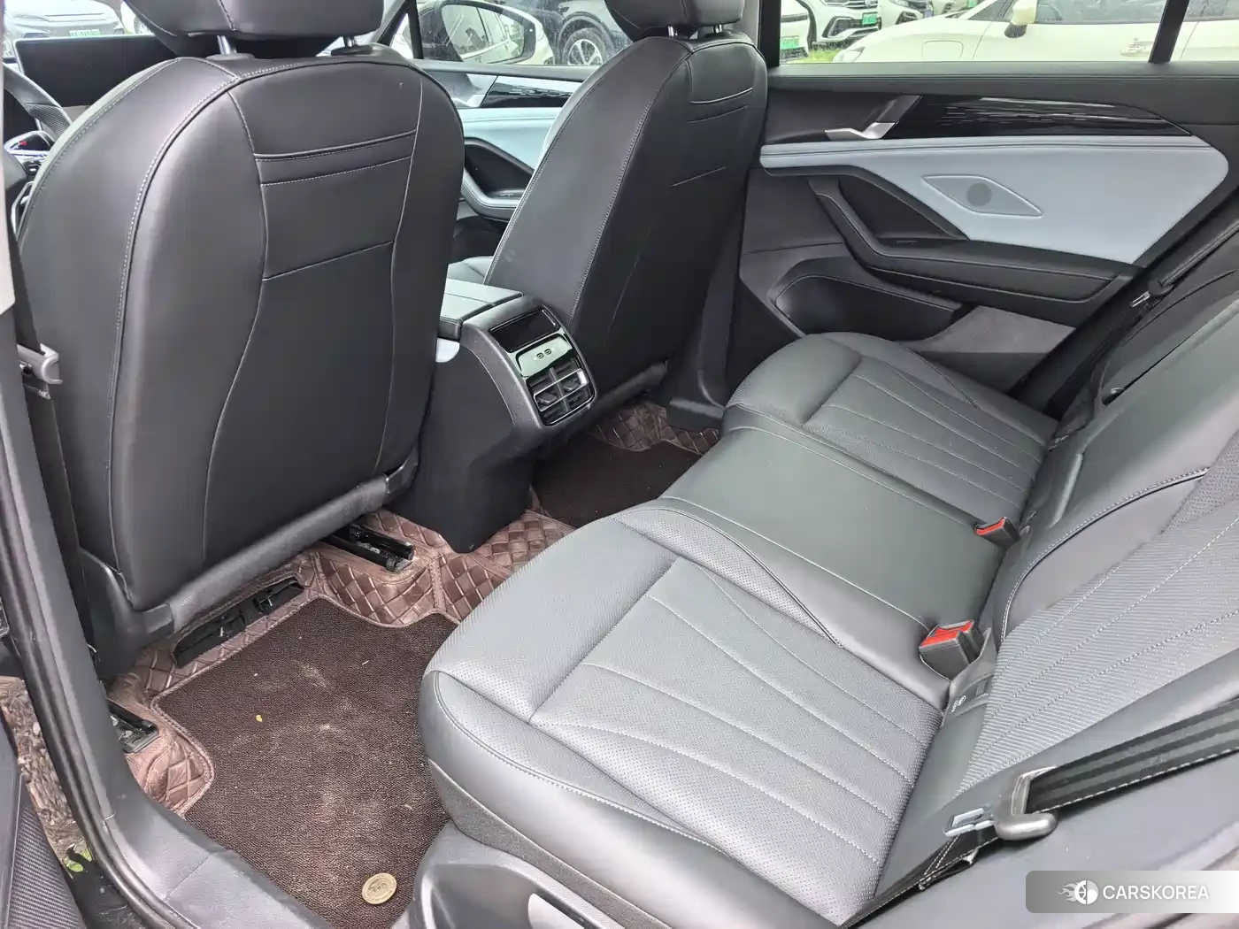 Volkswagen Tiguan L 2025 Черный из Китая