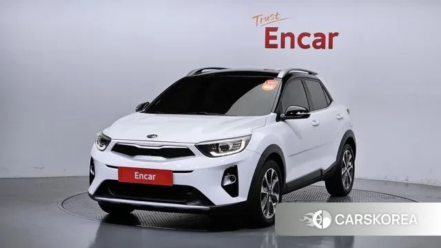 Kia Stonic 2018 Белый из Кореи