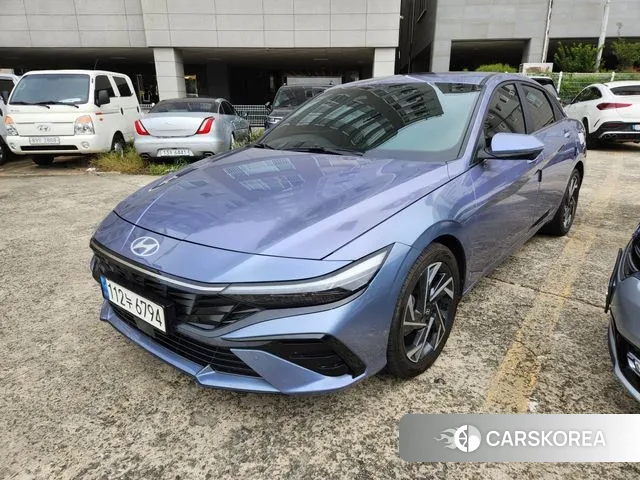 Hyundai The New Avante (CN7) 2023 Небесно-голубой из Кореи