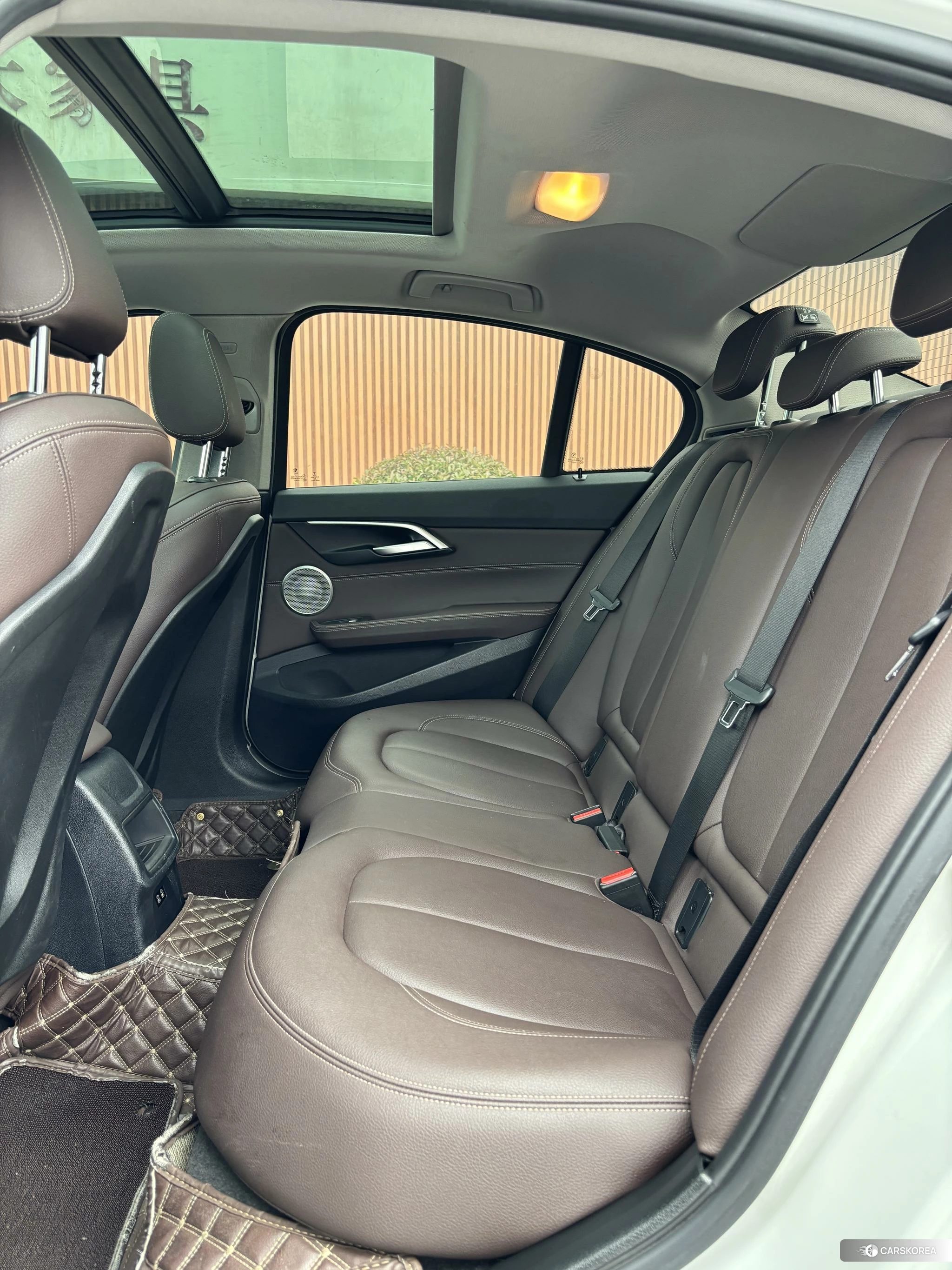 BMW 1 series 2020 Белый из Китая