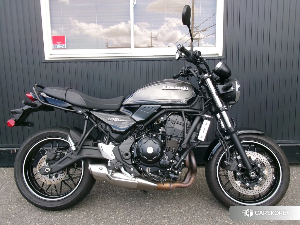 Проданный Kawasaki Z650RS 2023 из Японии