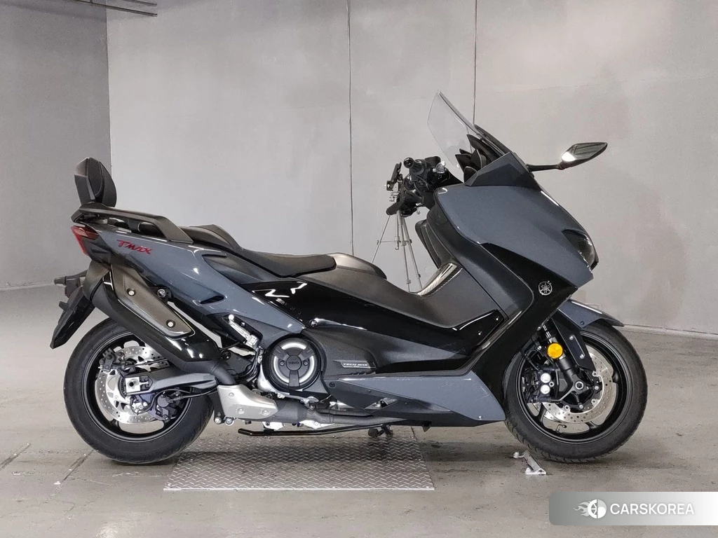 Проданный Yamaha T-MAX 560 2021 из Японии, фото 2
