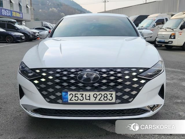Hyundai The New Grandeur IG Hybrid 2021 Белый из Кореи
