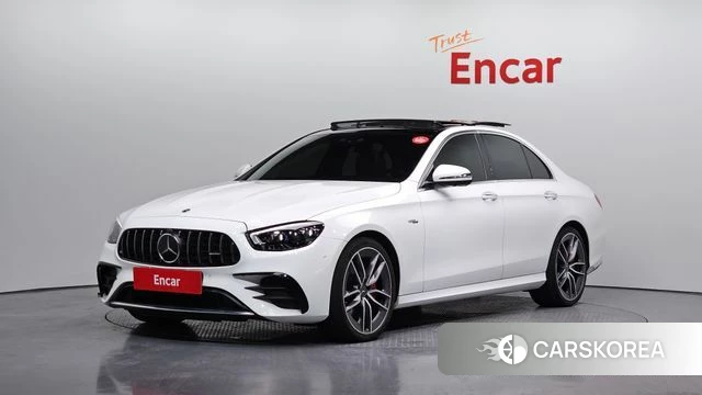 Mercedes-Benz E-Class W213 2022 Белый из Кореи