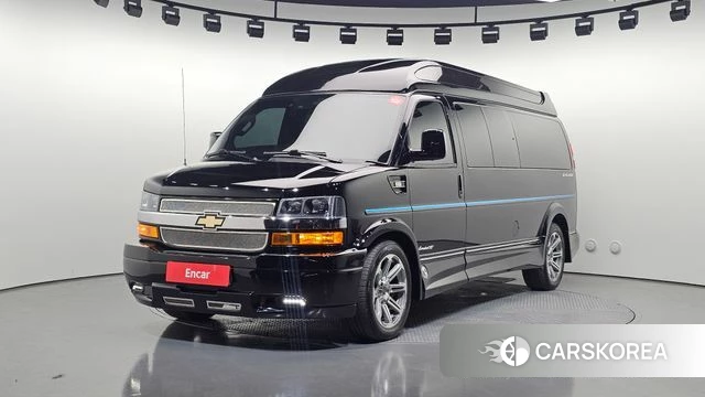 Chevrolet Express Van 2019 Черный из Кореи