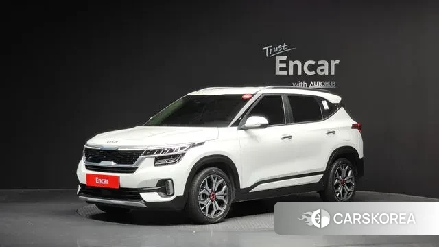 Kia Seltos 2022 Белый из Кореи