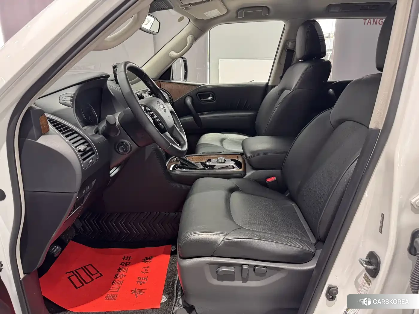 Nissan Toure 2023 Белый из Китая
