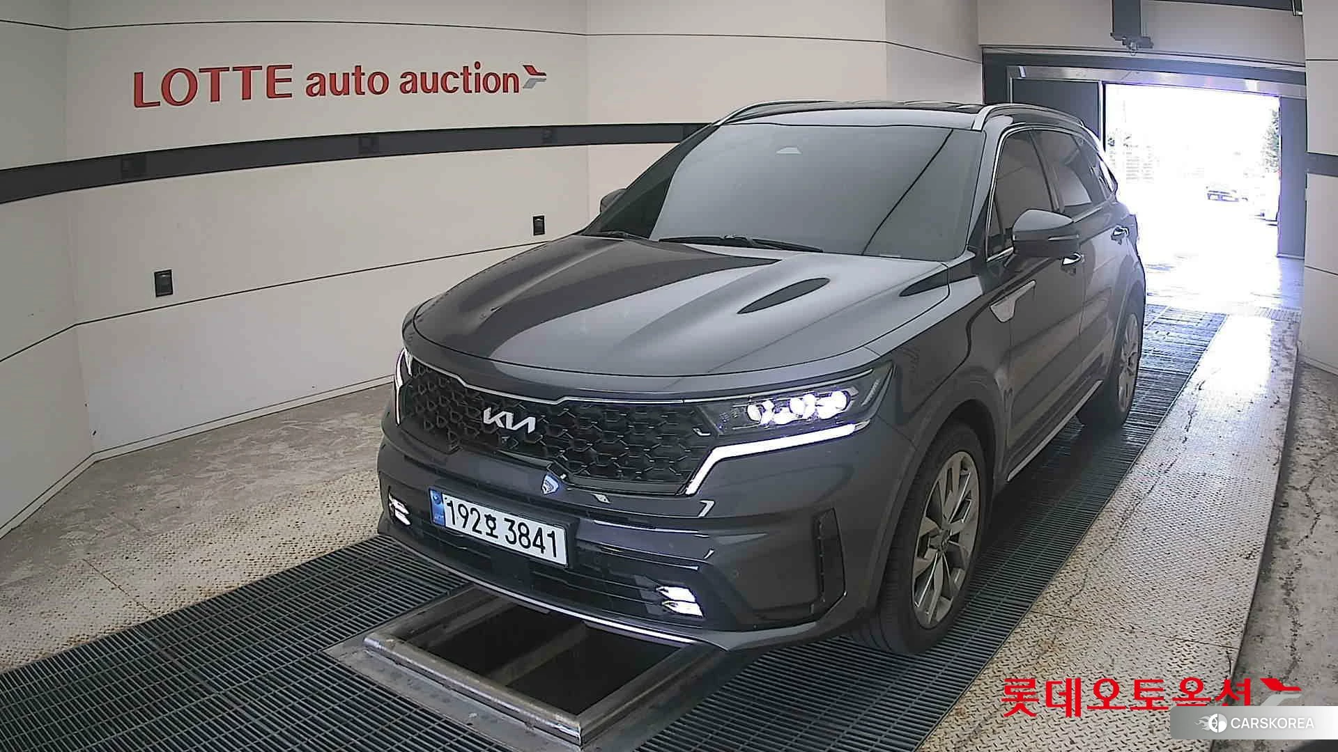 Kia Sorento 2023 Platinium Graphite из Кореи