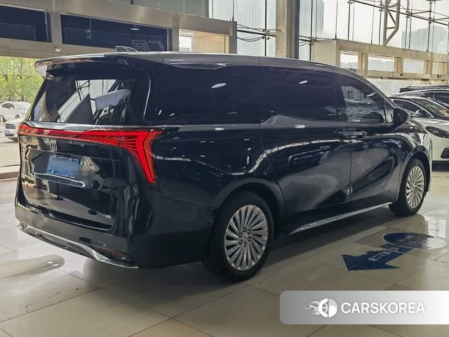 Buick century 2023 Зеленый из Китая