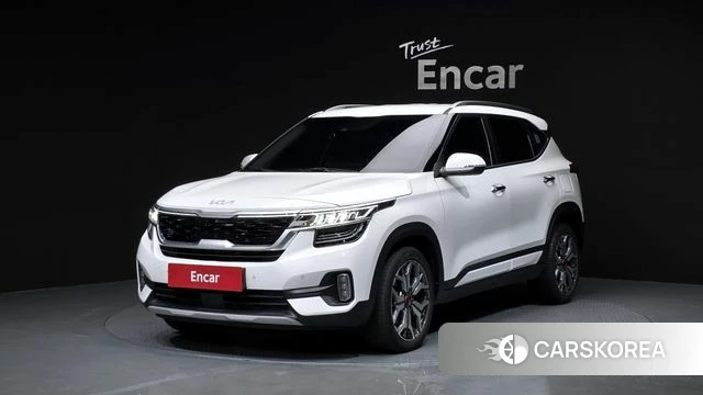 Kia Seltos 2022 Белый из Кореи