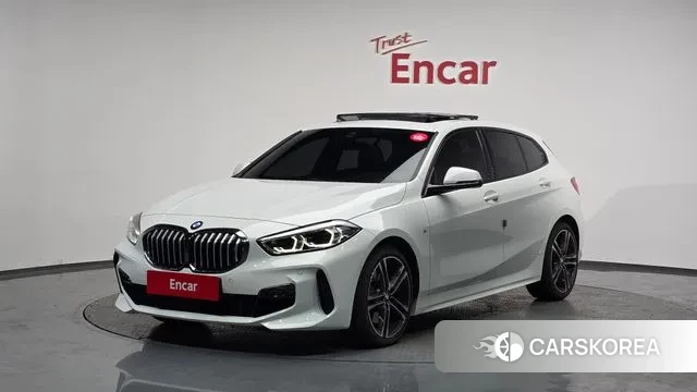 BMW 1 Series (F40) 2024 Белый из Кореи